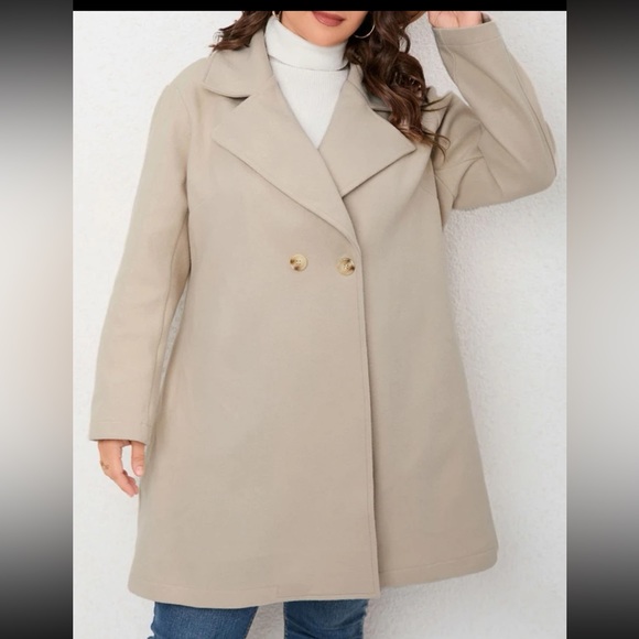 NEW NEVER WORN LIGHT WEIGHT BAIGE JACKET. SIZE 16/1X - Picture 4 of 5